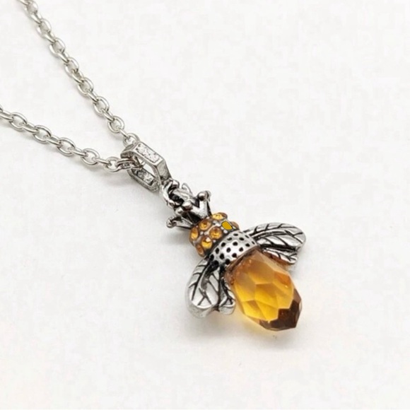 “Amber Abdomen Queen Bee” Faceted Tomenta Bumblebee Honeybee Victorian Necklace - Picture 5 of 16
